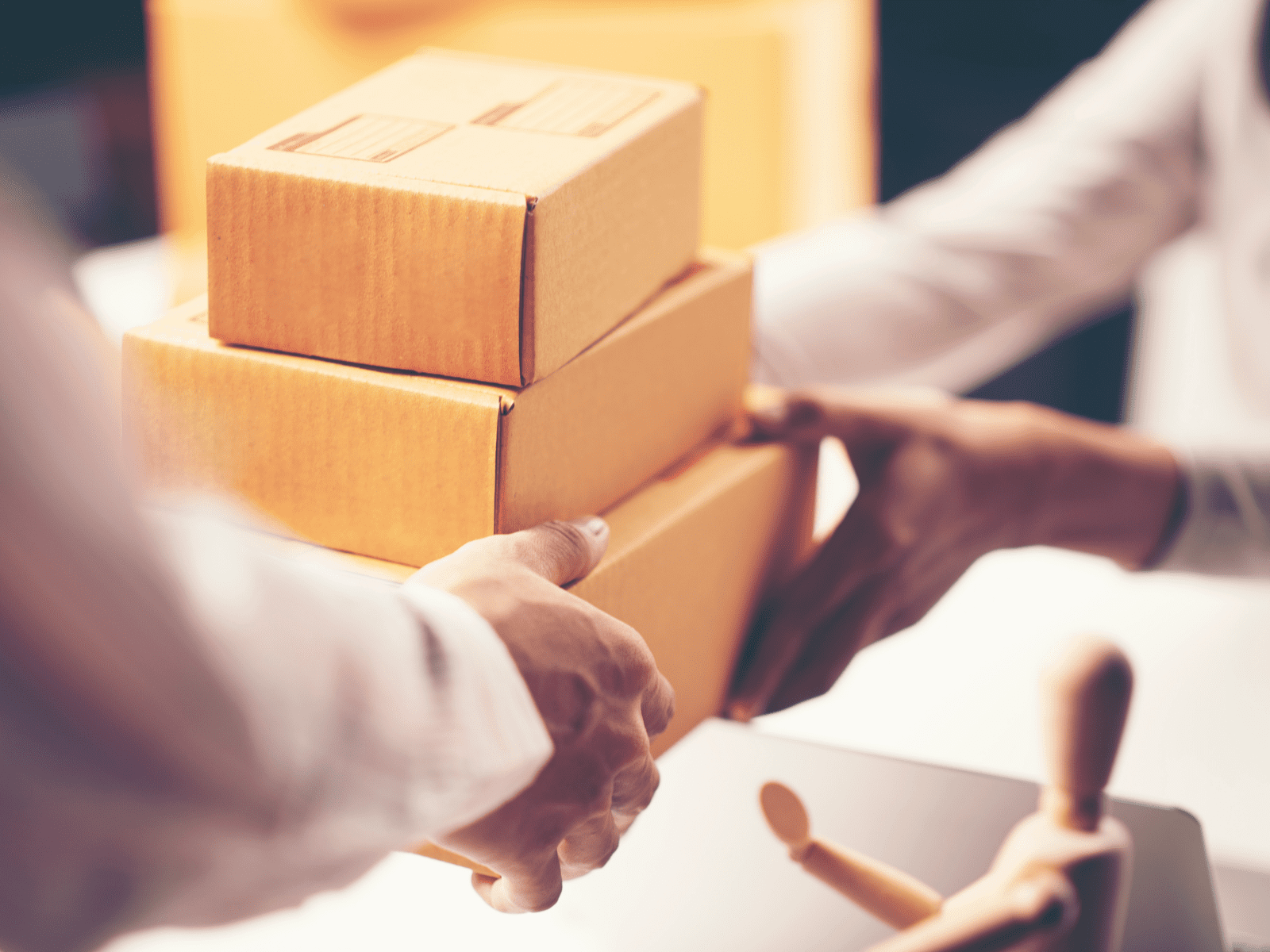 Read more about the article 8 Key Benefits of Same Day Delivery