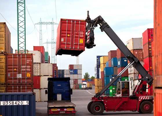 Read more about the article Container Freight Station (CFS) : Meaning, Purpose & Benefits